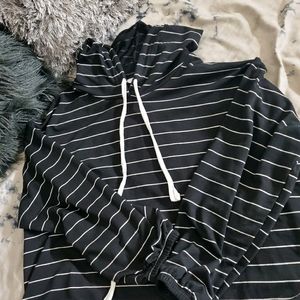 Black and white stripe long sleeve hoodie